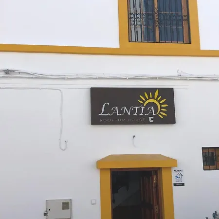 Lantia Rooftop House * 아리시페