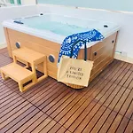 Lantia Rooftop House Ostello