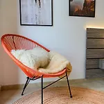 Lantia Rooftop House Hostel *