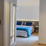 Lantia Rooftop House *