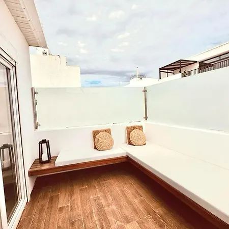 Lantia Rooftop House Hostel Arrecife (Lanzarote)