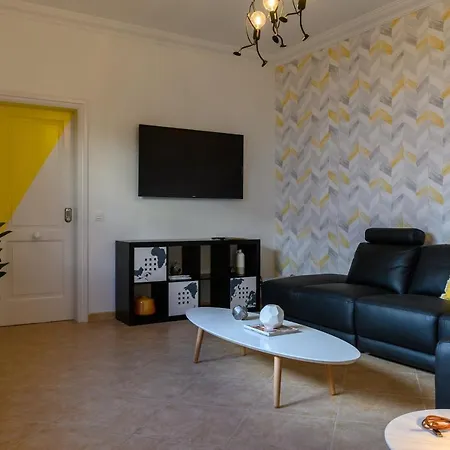 호스텔 Lantia Rooftop House