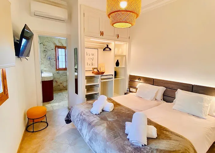 Lantia Rooftop House