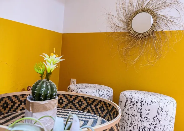 Lantia Rooftop House